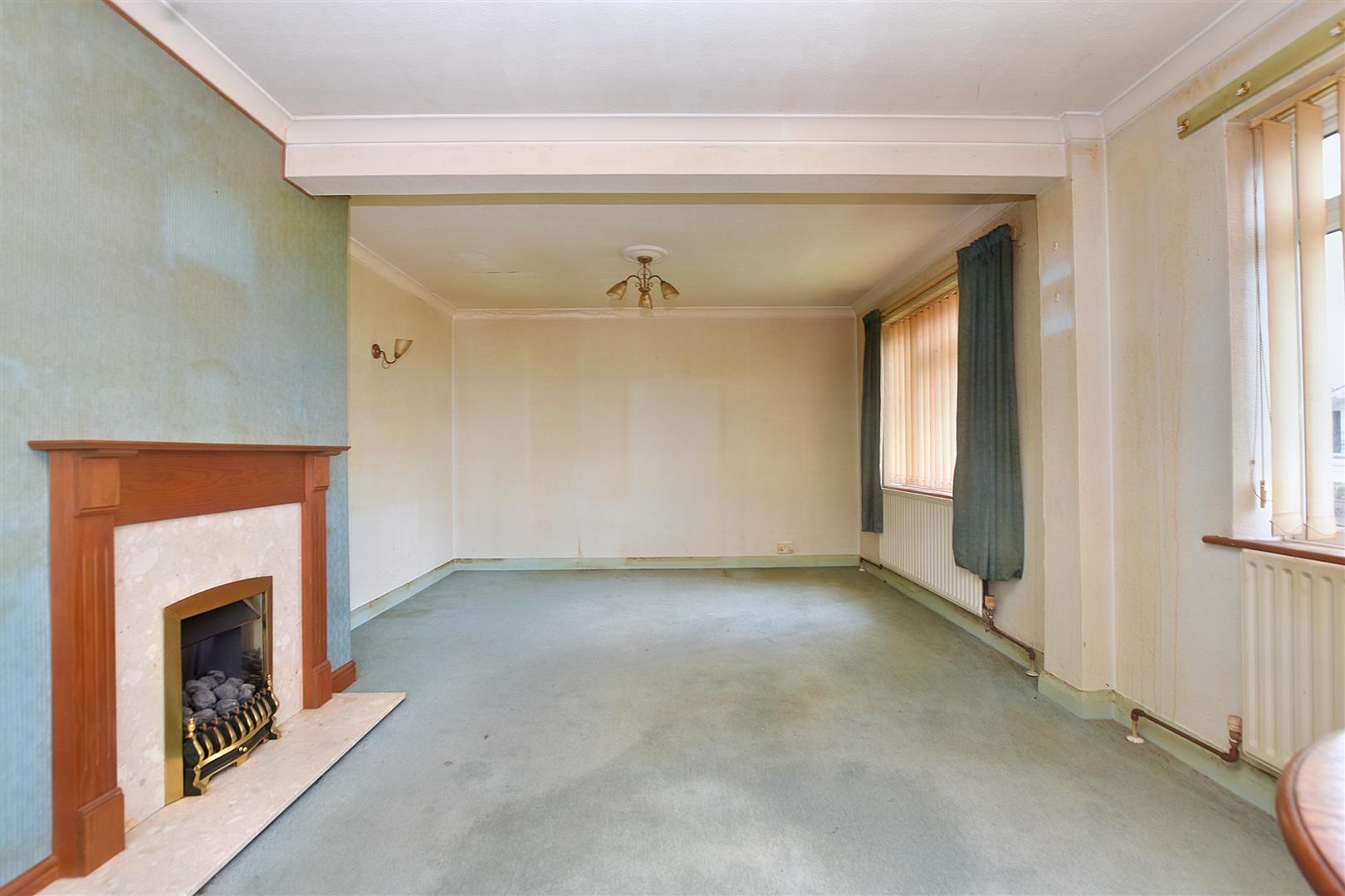 Property Details for Bay Avenue Pevensey Bay, Pevensey BN24 6LY Town